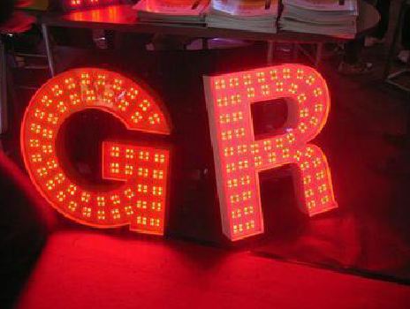  卫辉LED发光字有哪些优势？